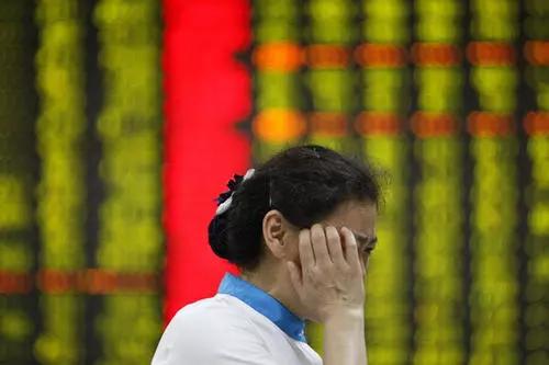 中国银行、中国铁建这种股票稳不稳定,适不适合长期投资?