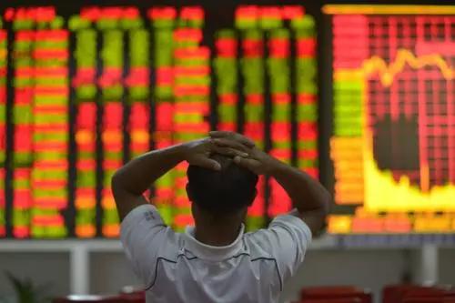 中国银行、中国铁建这种股票稳不稳定,适不适合长期投资?