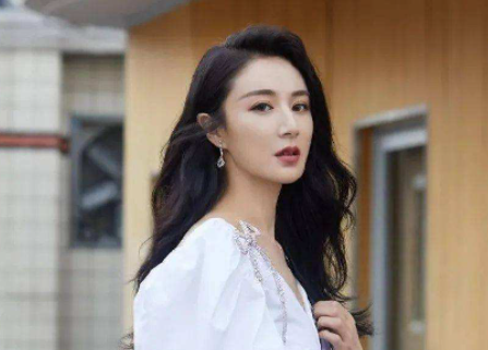 女主播薇娅偷税漏税金额高达13.41亿,直播行业为什如此暴利?