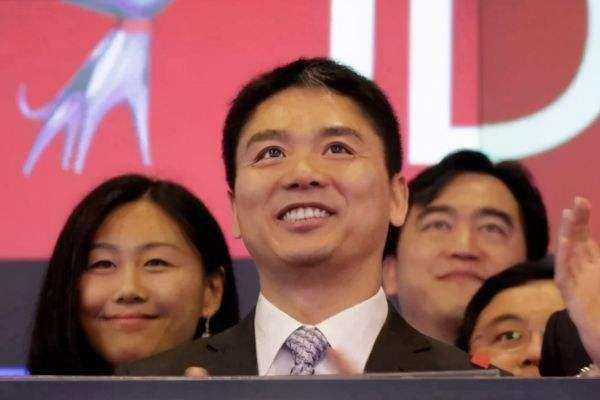 刘强东低位减持，京东健康大跌逾10%，公司该如何挽回损失？